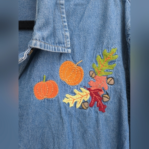 Vintage Fall Embroidered Button Up - Picture 9 of 9
